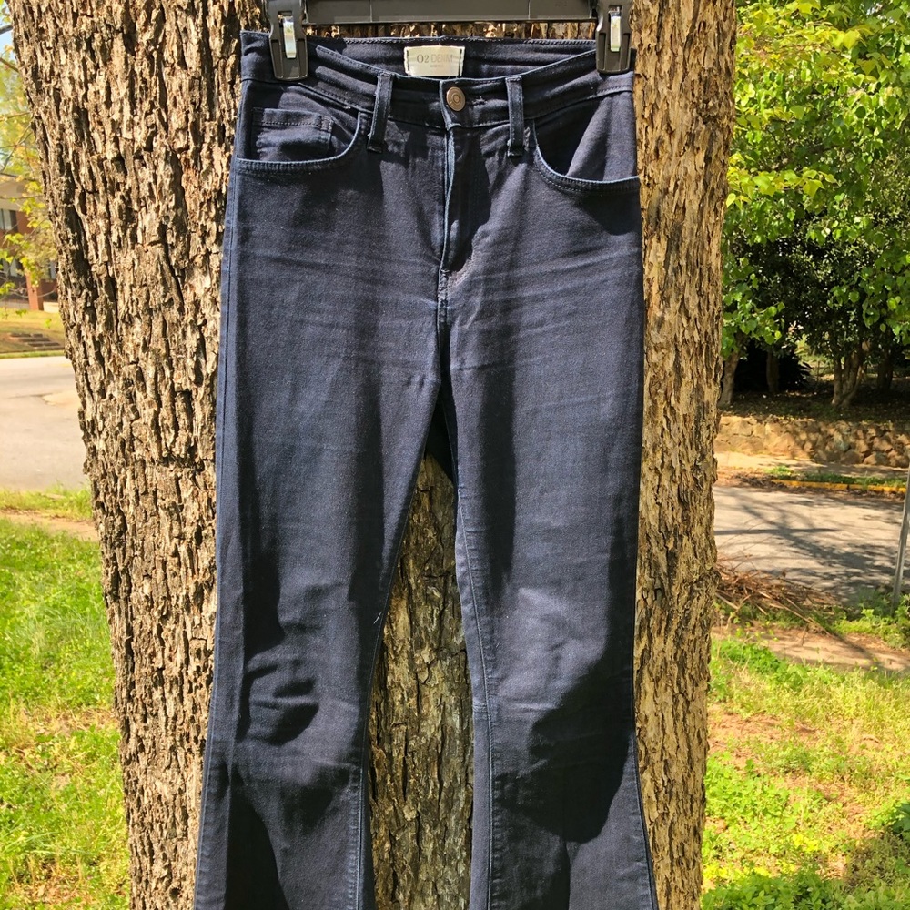 Bell bottom high waisted, dark wash stretchy denim